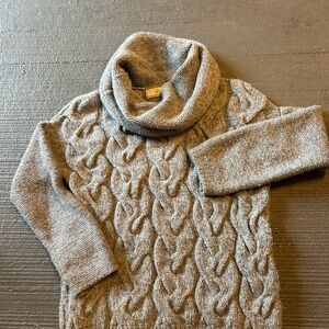 Cozy Cable Knit Turtleneck Sweater in Gray
